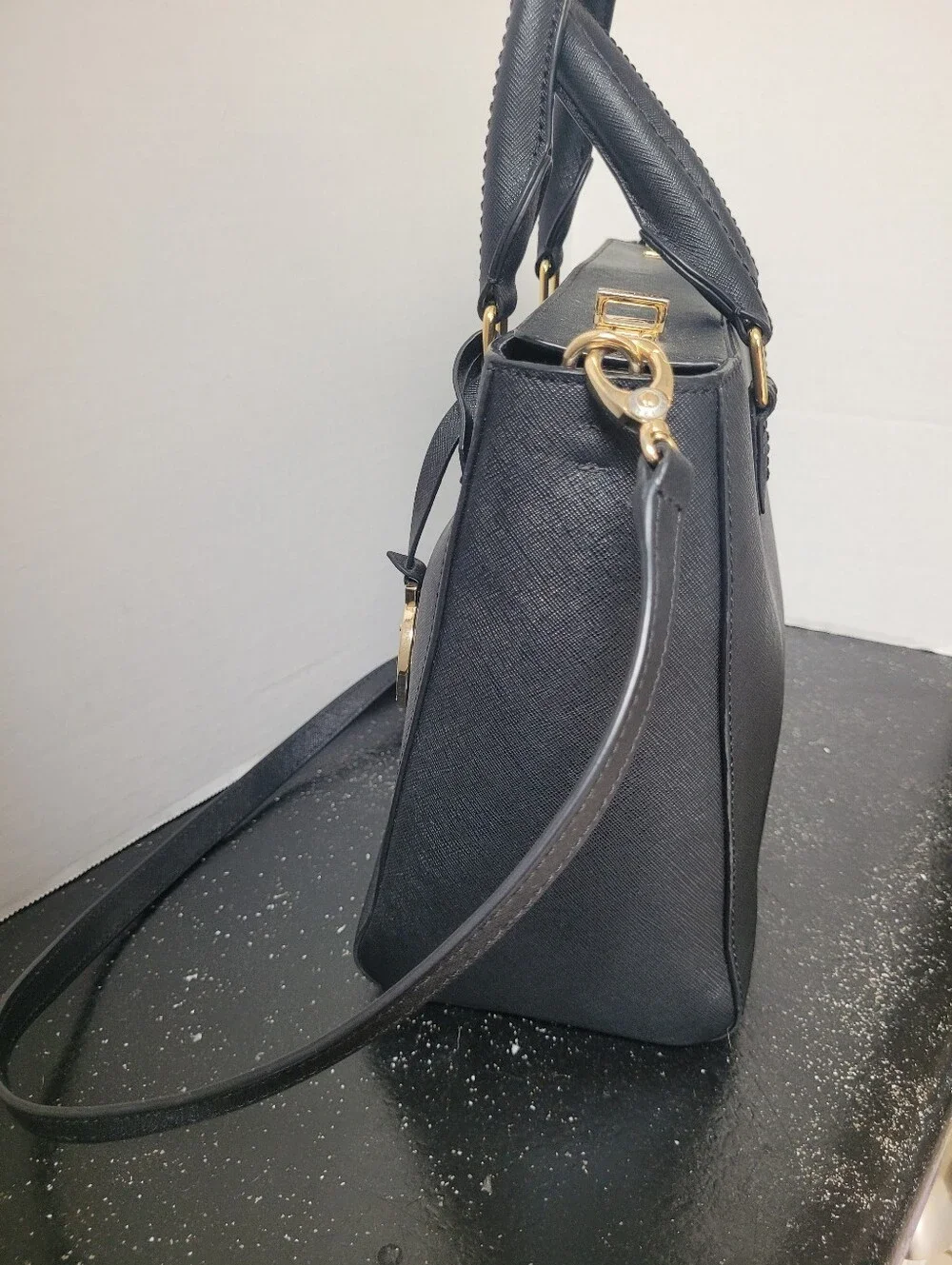 Henri Bendel New York Black Medium Tote Bag Shoulder Strap